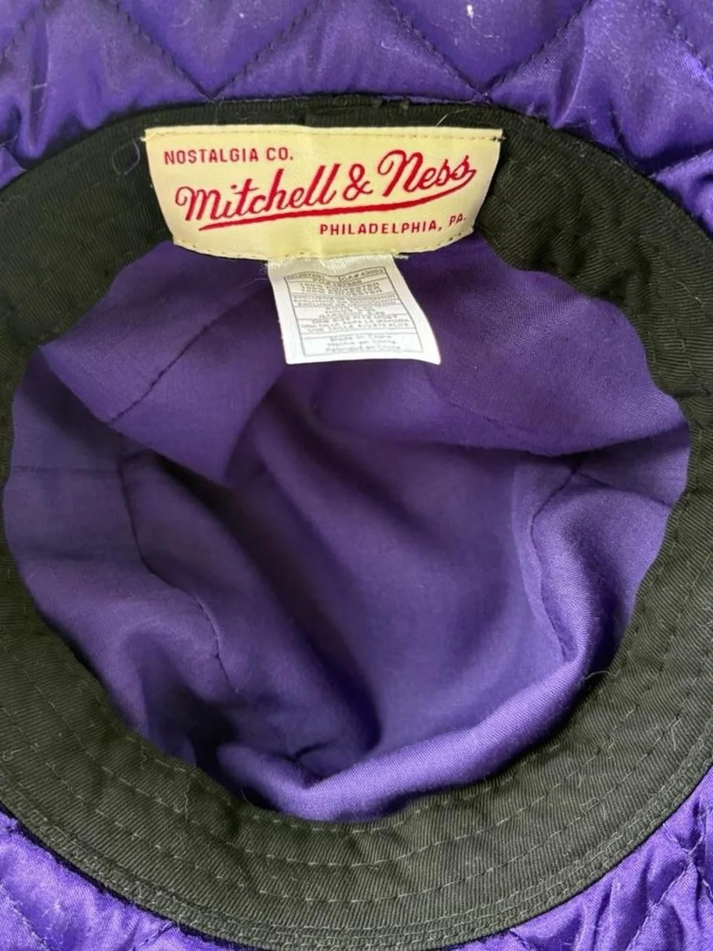 Vintage Mitchell & Ness Toronto Raptors purple satin quilted bucket hat